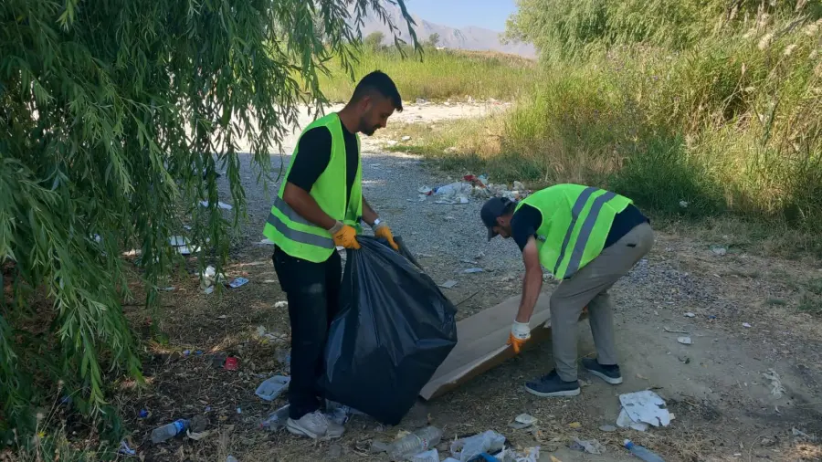🌿 Doğan Kamping’de Temizlik Kampanyasının 2. Etabı Gerçekleştirildi
