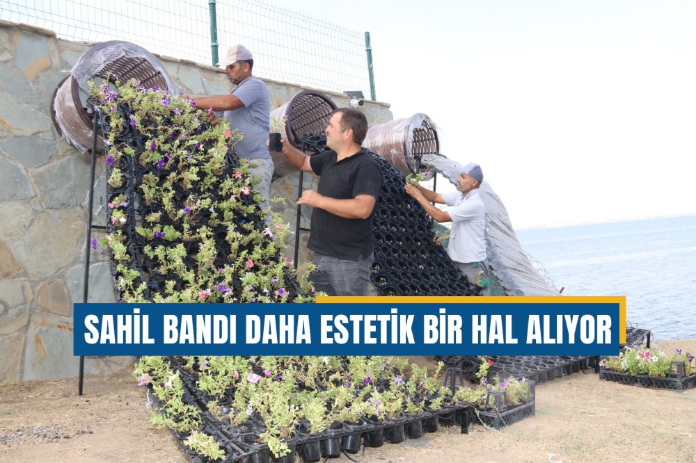 Sahil Bandına 'Çiçek Şelalesi'  yapıldı