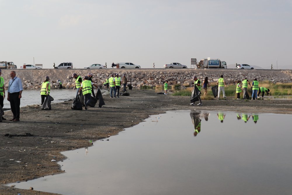 Van Gölü temiz kalsın!